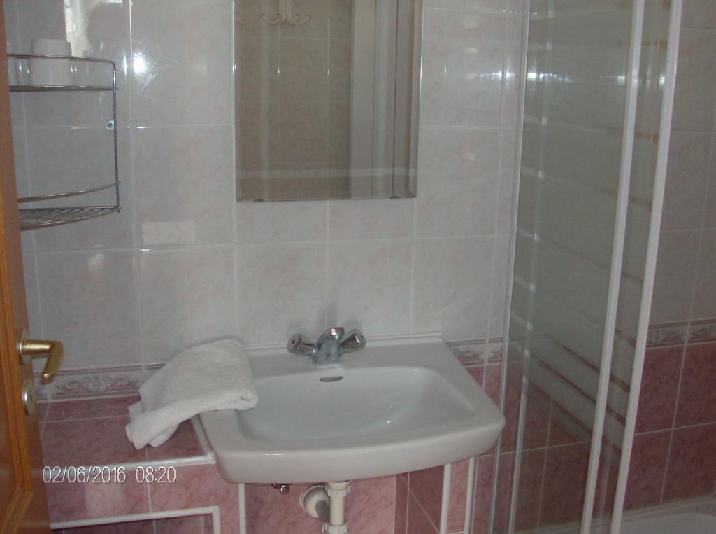 Zsuzsanna Haz Hotel Hévíz Екстериор снимка