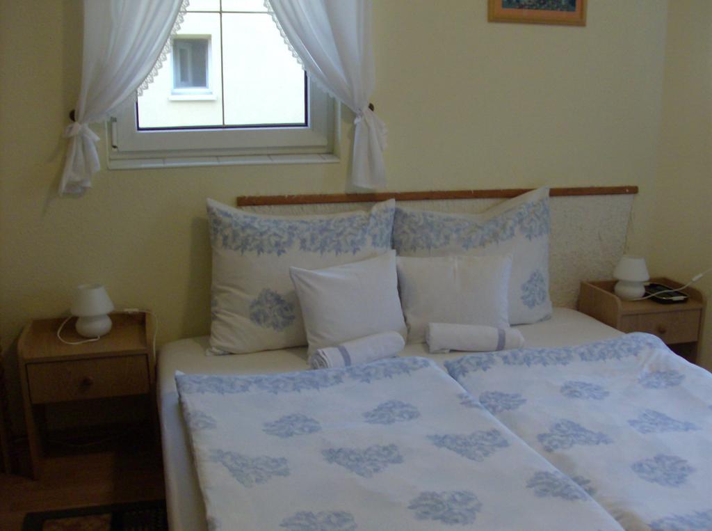 Zsuzsanna Haz Hotel Hévíz Екстериор снимка
