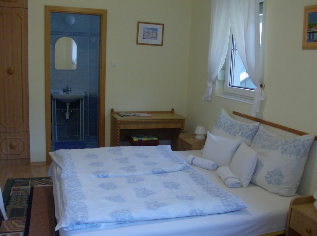 Zsuzsanna Haz Hotel Hévíz Екстериор снимка